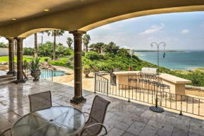 Evolve Luxury Del Rio Home with Pool and Lake Views!